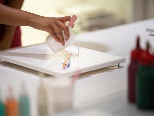 Pour painting
